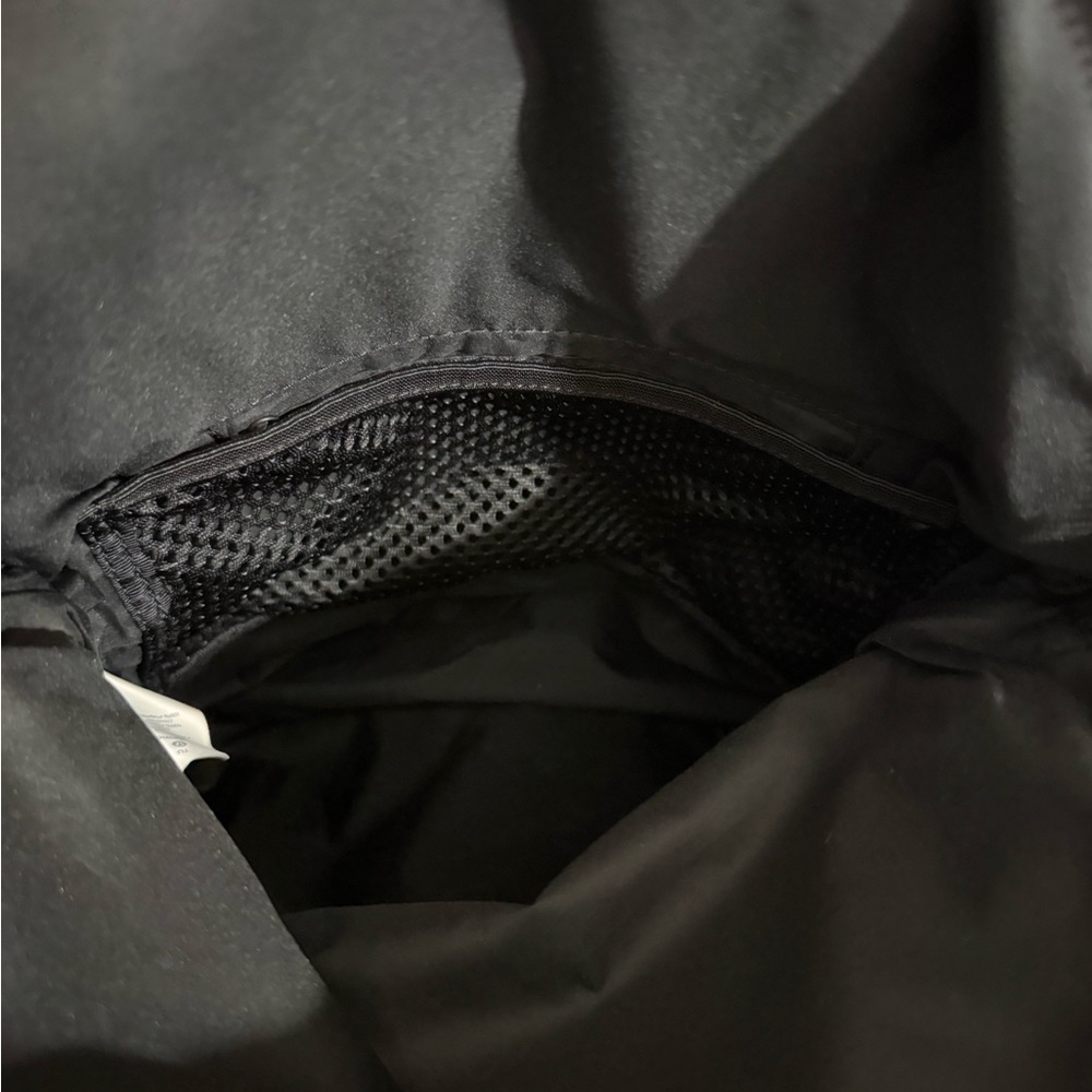 Rare Lululemon Festival Bag II 5L – Heathered Black / Black (First Release) - Picture 5 of 16